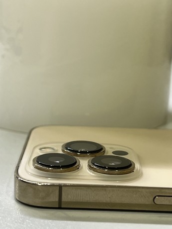 iphone-12-big-1